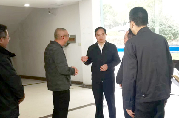 福建省委常委、福州市委書(shū)記林寶金一行蒞臨睿能科技調(diào)研(圖1)